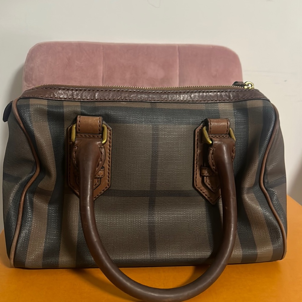 USED BURBERRY SMALL HANDBAG 👝🥰 ORIGINAL 🏷️